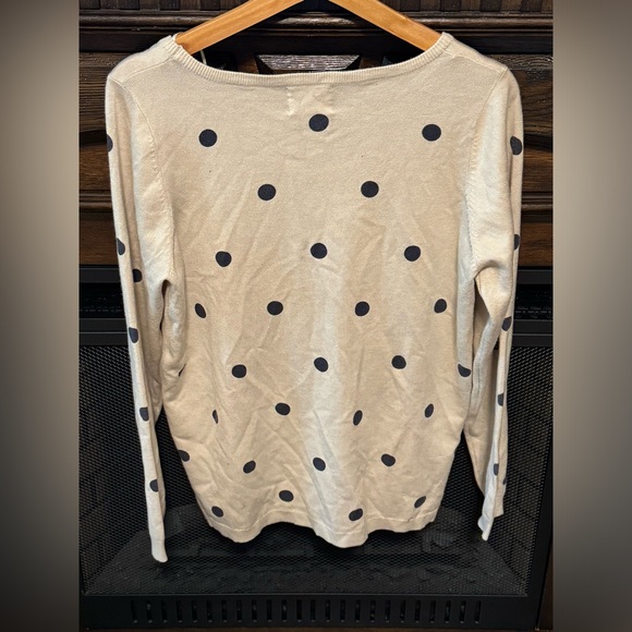 Lightweight Sweater Blouse - Picture 3 of 3